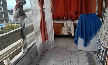 Amplio departamento en Avda Brasil. 3 Dormitorios, 2 Baños, logia, living comedor, terraza.