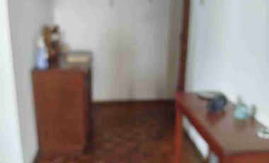 Amplio departamento en Avda Brasil. 3 Dormitorios, 2 Baños, logia, living comedor, terraza.