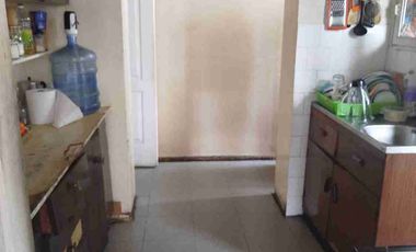 Amplio departamento en Avda Brasil. 3 Dormitorios, 2 Baños, logia, living comedor, terraza.