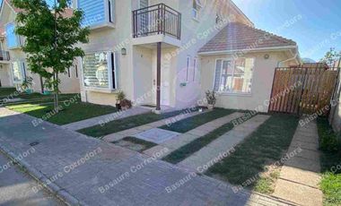 Hermosa Casa en Arriendo 4d 3b en Condominio, La Foresta, Talagante