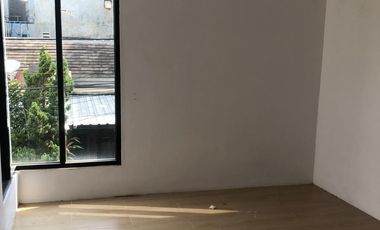 Dijual Rumah baru renov 2 lantai komplek Sinergi Antapani