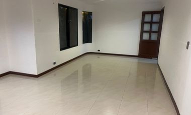 Departamento en Alquiler – Planta Baja | Condominio Santa María