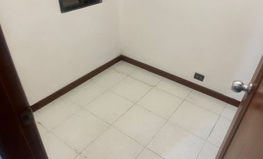 Departamento en Alquiler – Planta Baja | Condominio Santa María