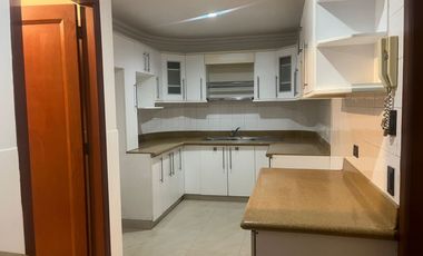Departamento en Alquiler – Planta Baja | Condominio Santa María
