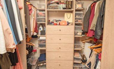 SE VENDE CASA EN COND. MARES DEL SUR.