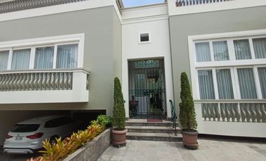 Espectacular casa de lujo - San Isidro