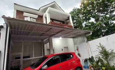 RUMAH MEWAH 2 LANTAI SUPER MURAH SIAP HUNI DEKAT PEMKAB MAGELANG