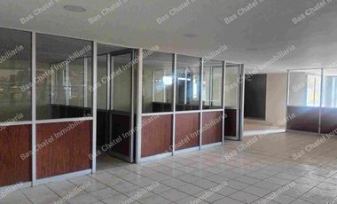 Nave de 3126 M2 con Andénes y Oficinas