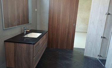 Casa de 3 habitaciones en venta ubicada en Rumicucho, San Antonio, Provincia de Pichincha, Ecuador