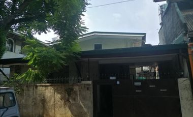 FOR SALEl 5BR House and lomag torres St bacood sta mesa mnila