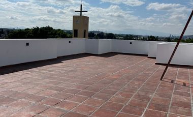 Departamento seminuevo en renta cerca CUCEI y Forum Tlaquepaque de 1 recámara