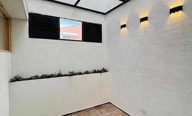 Casa Unifamiliar esquinera en unidad abierta para estrenar