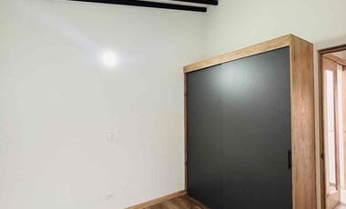 Casa Unifamiliar esquinera en unidad abierta para estrenar