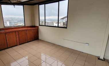 VENDO CASA GRANDE IDEAL EMPRESA, HOSTAL, GUARDERIA, O RESIDENCIAL