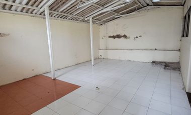 VENDO CASA GRANDE IDEAL EMPRESA, HOSTAL, GUARDERIA, O RESIDENCIAL