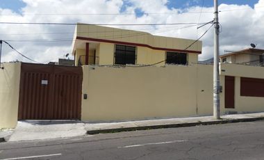 VENDO CASA GRANDE IDEAL EMPRESA, HOSTAL, GUARDERIA, O RESIDENCIAL