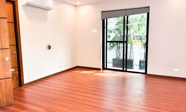 5 Bedroom 5BR House for Rent in Taguig City at Mckinley Hill Village