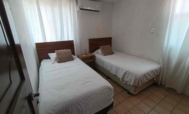 DEPARTAMENTO AMUEBLADO Y CLIMATIZADO, EN RENTA A ESPALDAS DE BOULEVARD VICENTE FOX. BOCA DEL RÍO PAGO POR MES $8,500