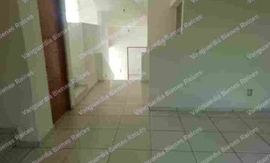 Casa sola en renta en Lomas de Ahuatlan en Cuernavaca. Zona norte