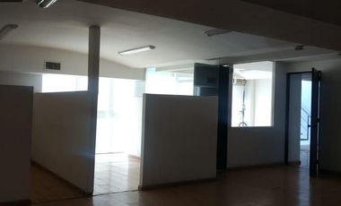 RENTO ALMACEN O AREA DE BODEGA DE 776 M2 EN $46,560 SOBRE BOULEVARD ATLIXCO, MUY CERCA DE AV JUAREZ, IDEAL PARA PAQUETERÍA .