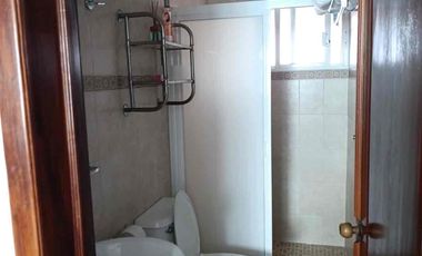 DEPARTAMENTO AMUEBLADO Y CLIMATIZADO, EN RENTA A ESPALDAS DE BOULEVARD VICENTE FOX. BOCA DEL RÍO 
PAGO POR MES $8,500
HABITABLES: 80 m2