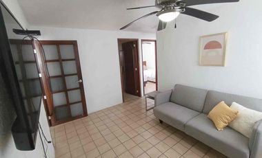 DEPARTAMENTO AMUEBLADO Y CLIMATIZADO, EN RENTA A ESPALDAS DE BOULEVARD VICENTE FOX. BOCA DEL RÍO 
PAGO POR MES $8,500
HABITABLES: 80 m2