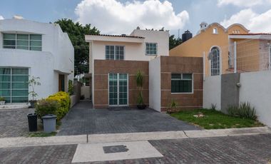 CASA EN VENTA RESIDENCIAL NUEVA GALICIA 4 RECS Y 3.5 BAÑOS