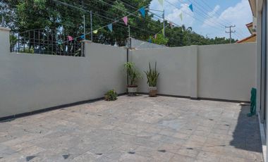 CASA EN VENTA RESIDENCIAL NUEVA GALICIA 4 RECS Y 3.5 BAÑOS