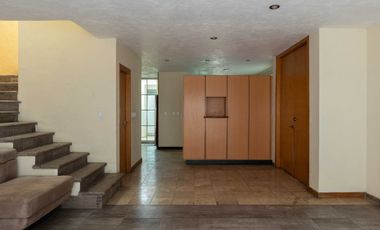 CASA EN VENTA RESIDENCIAL NUEVA GALICIA 4 RECS Y 3.5 BAÑOS