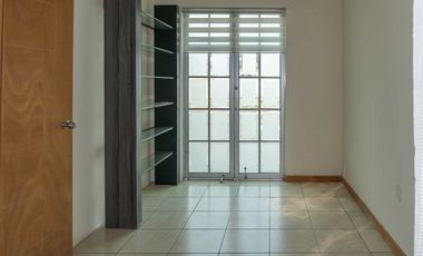 CASA EN VENTA RESIDENCIAL NUEVA GALICIA 4 RECS Y 3.5 BAÑOS