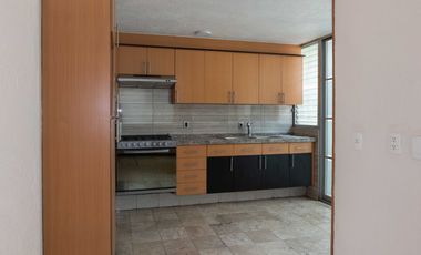 CASA EN VENTA RESIDENCIAL NUEVA GALICIA 4 RECS Y 3.5 BAÑOS