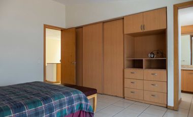 CASA EN VENTA RESIDENCIAL NUEVA GALICIA 4 RECS Y 3.5 BAÑOS