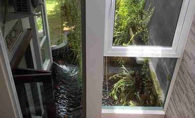 Rumah Modern dengan Kebun Luas di Tukad Badung Renon