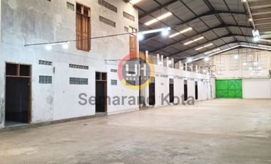 Gudang siap pakai di Terboyo Megah