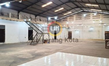 Gudang siap pakai di Terboyo Megah