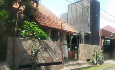 FOR RENT! Ruang Usaha Cocok Untuk Resto / Coffeeshop di Cinere
