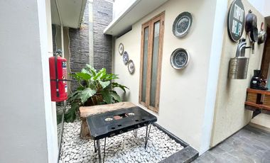 FOR RENT! Ruang Usaha Cocok Untuk Resto / Coffeeshop di Cinere