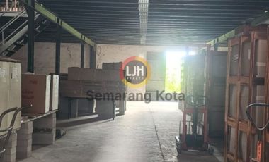 Bangunan gudang atau pabrik di Terboyo