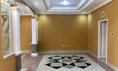 Rumah 2 Lantai Terawat Siap Huni di Batununuggal Indah Bandung