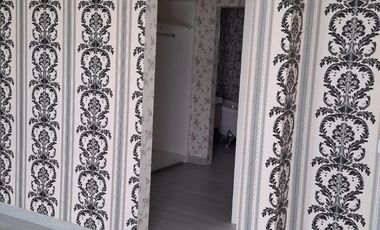 Rumah Bagus Siap Huni Dalam Cluster Depan di JGC Cakung Jakarta Timur - Semi Furnished