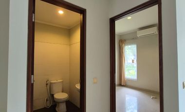 Disewa Rumah 2 Lantai Siap huni di Cluster Premier Park Tangerang