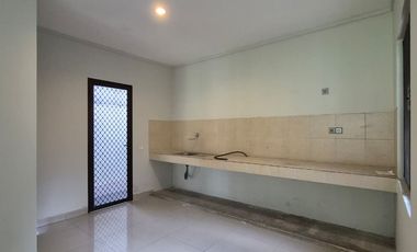 Disewa Rumah 2 Lantai Siap huni di Cluster Premier Park Tangerang