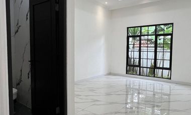 Rumah Dijual Di Taman Wijaya Kusuma Cilandak Dekat MRT