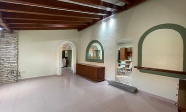 Casa semi amueblada. Fracc. Madeiras. Villahermosa. Zona Deportiva. Villahermosa. Tabasco.