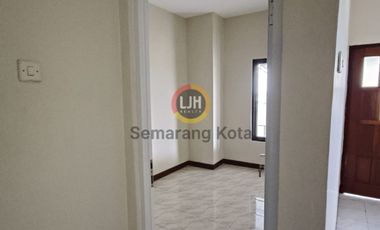 Rumah siap huni bebas banjir di Ngaliyan