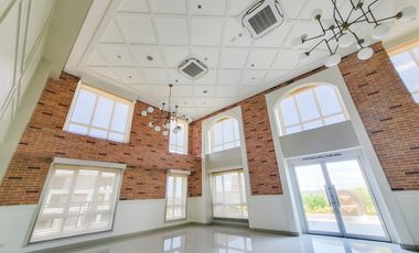 Penthouse Condominium For Sale In Chelsea Parkplace near Clark Pampanga