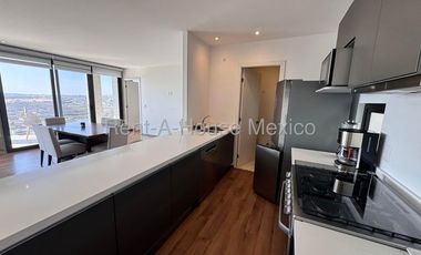 RENTA, Departamento amueblado con amenidades y 3 recámaras - Altos de Juriquilla