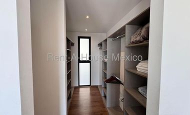 RENTA, Departamento amueblado con amenidades y 3 recámaras - Altos de Juriquilla