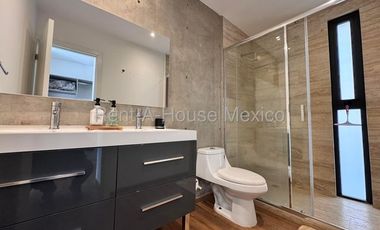 RENTA, Departamento amueblado con amenidades y 3 recámaras - Altos de Juriquilla