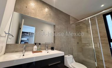 RENTA, Departamento amueblado con amenidades y 3 recámaras - Altos de Juriquilla